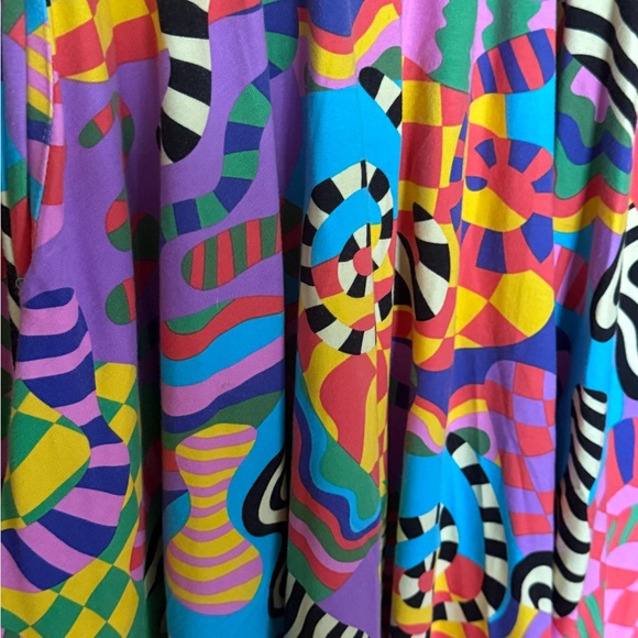 Colorful Abstract Pattern Dress - Picture 3 of 4